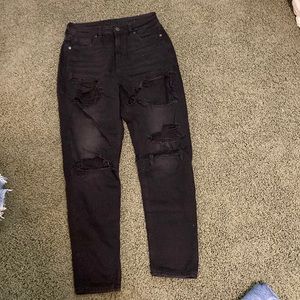 American eagle ripped jeans.